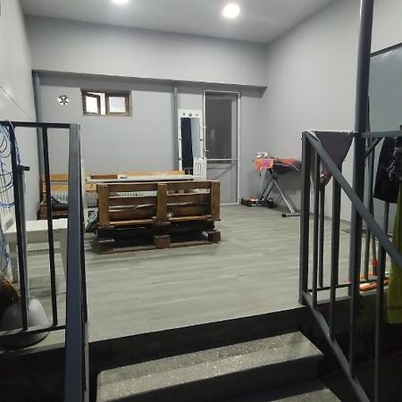 Home Apartments Batumi Bagian luar foto