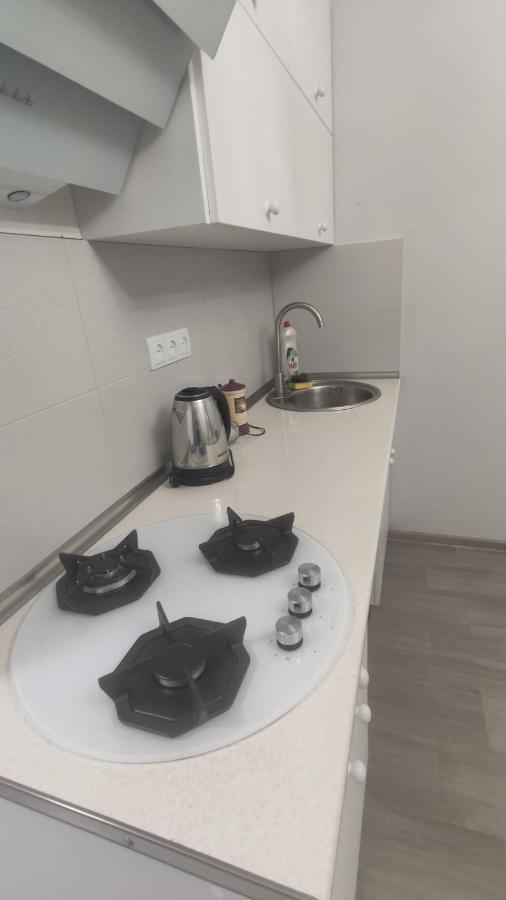 Home Apartments Batumi Bagian luar foto